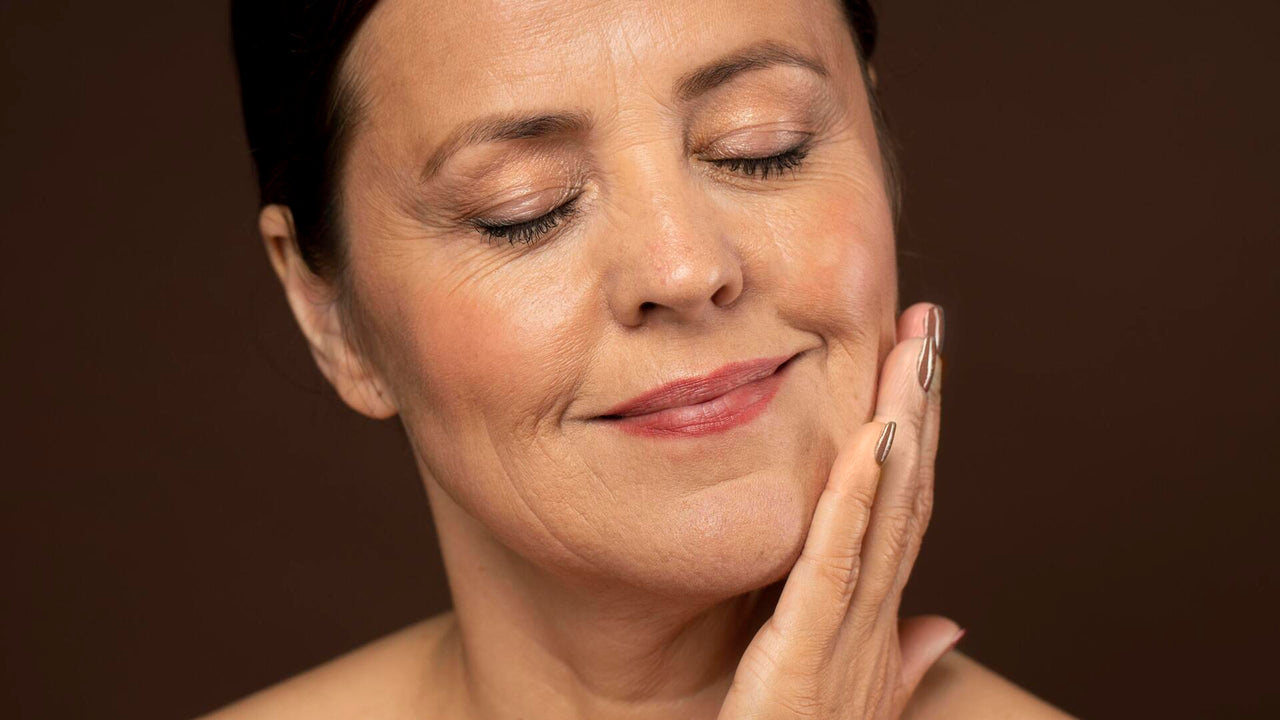 Pele madura: quais as características, cuidados e maquiagem ideal