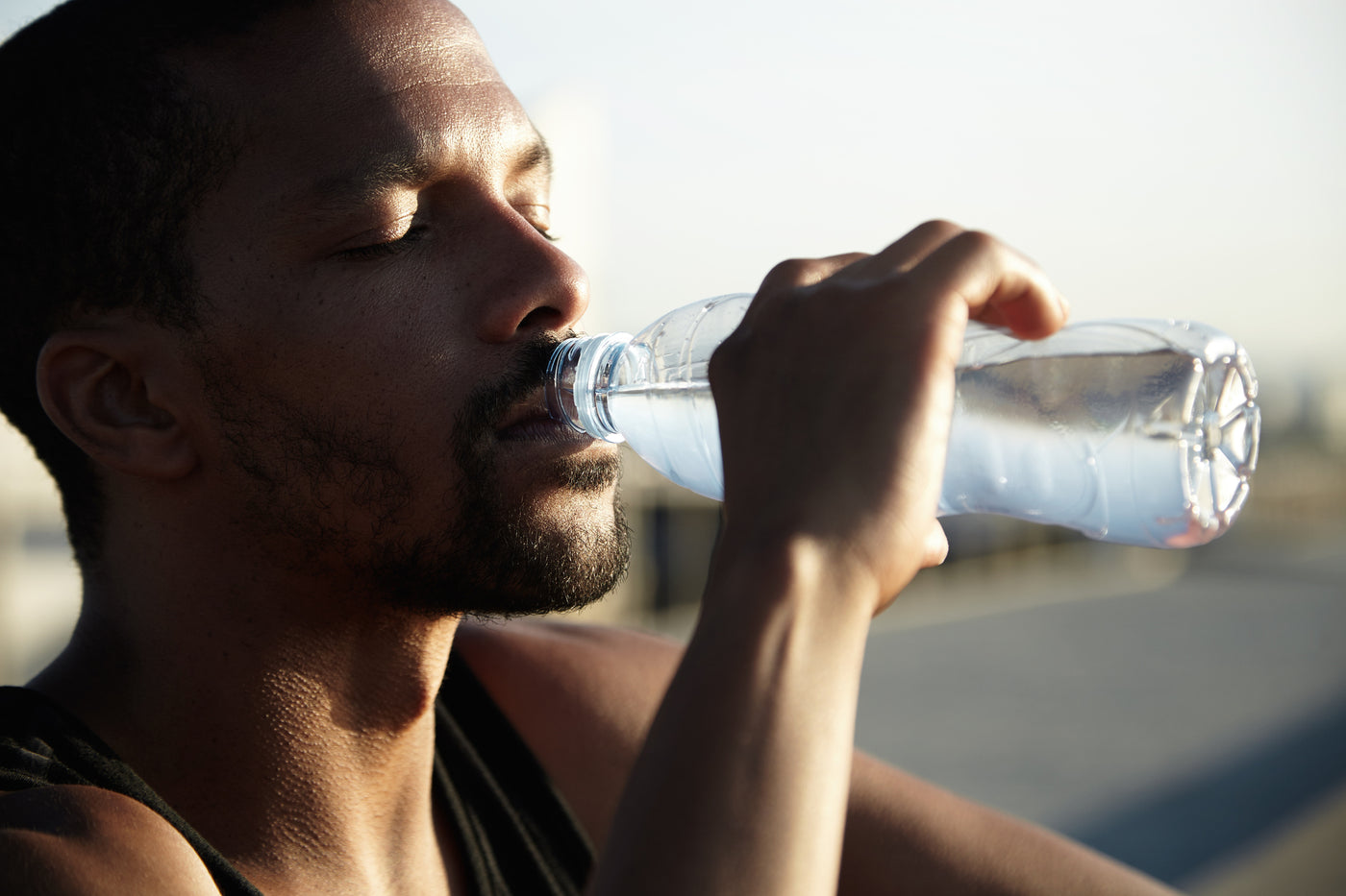 Verão: quantos litros de água devemos beber por dia